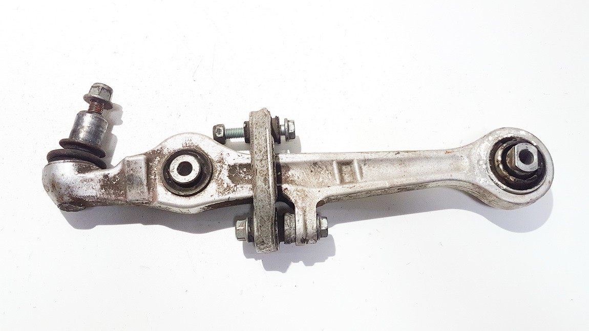 Audi A4 2002 Apatine sake P.D.