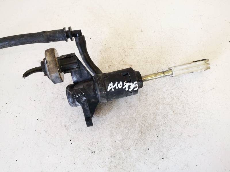 8E1721401AG Volkswagen Passat 2005 Główny cylinder sprzęgła