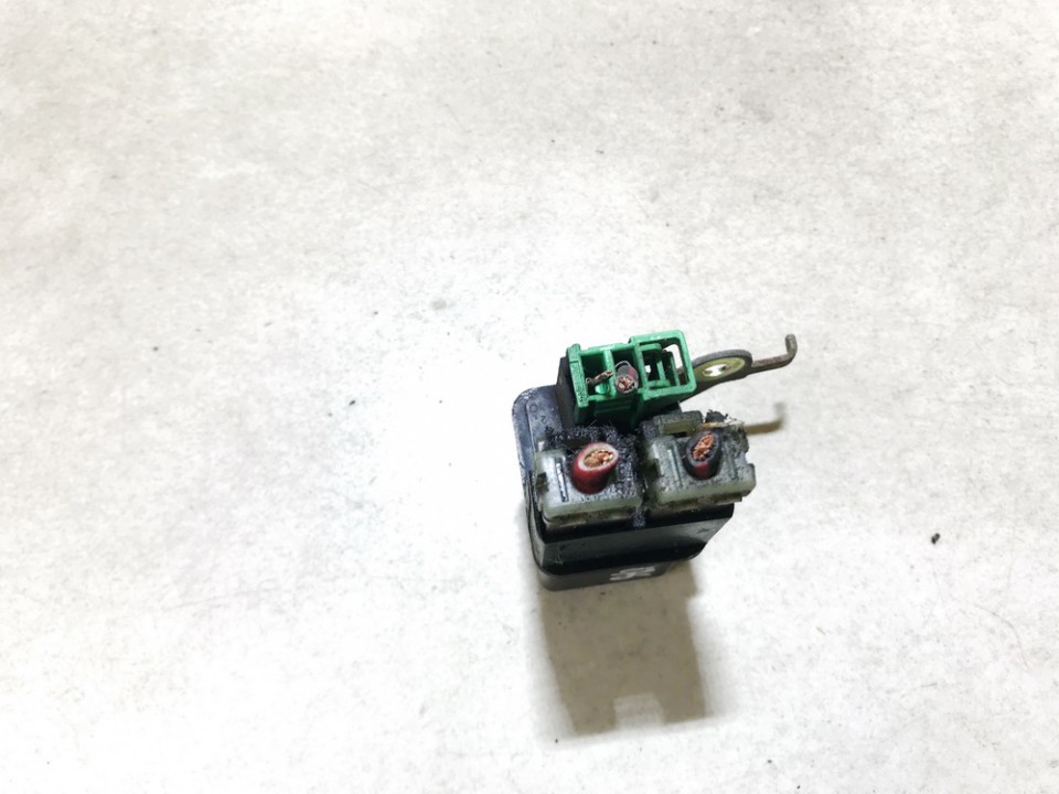 25230wd000 used Glow plug relay Nissan XTrail 2004 2.2L 20EUR