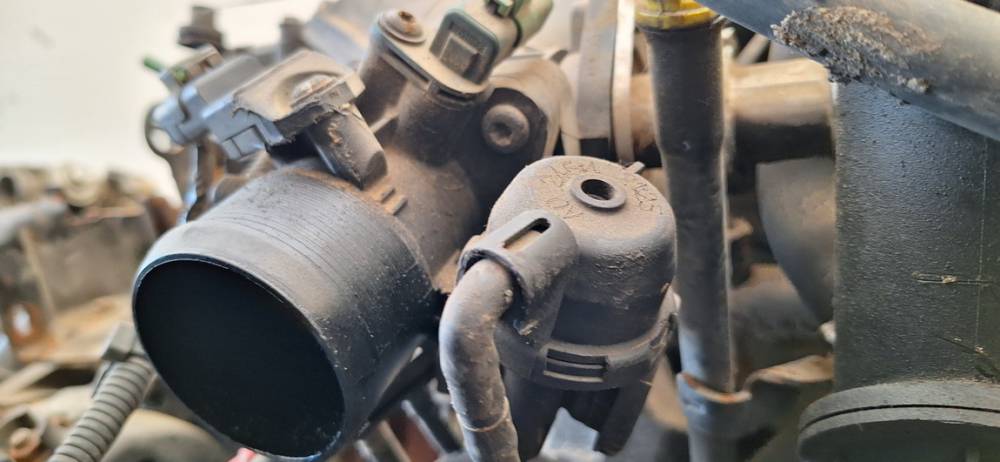 Ford C-MAX 2004 Zawór przepustnicy