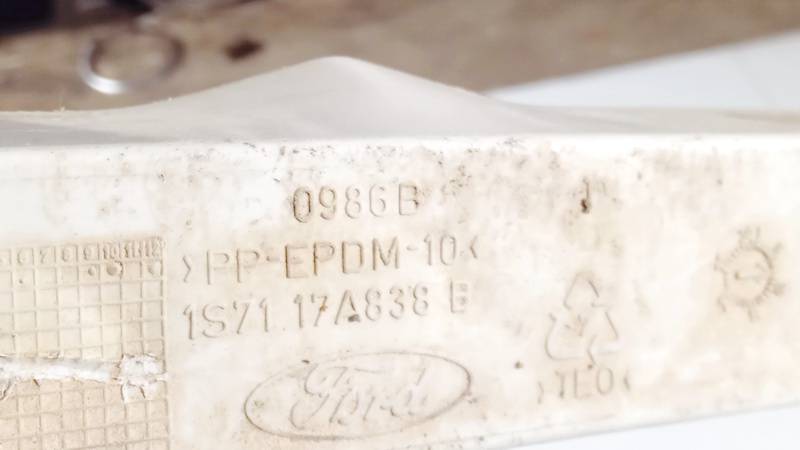 1S7117A838B Mazda 626 1993 Bumper mounts - REAR - Thumbnail 3