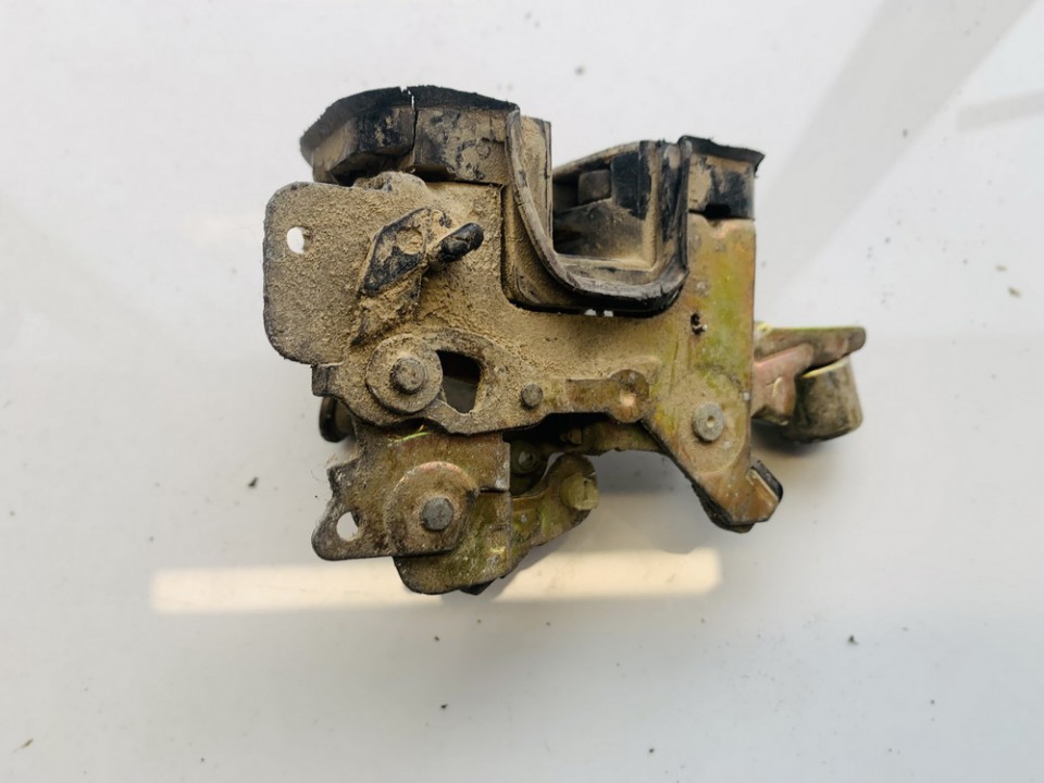 Opel Corsa 1999 Durvju slēdzene - AIZMUGURE PA KREISI - Thumbnail 2