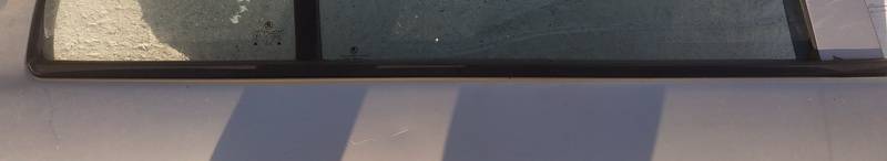 Skoda Fabia 2006 Уплотнитель пояса кузова - задний правый