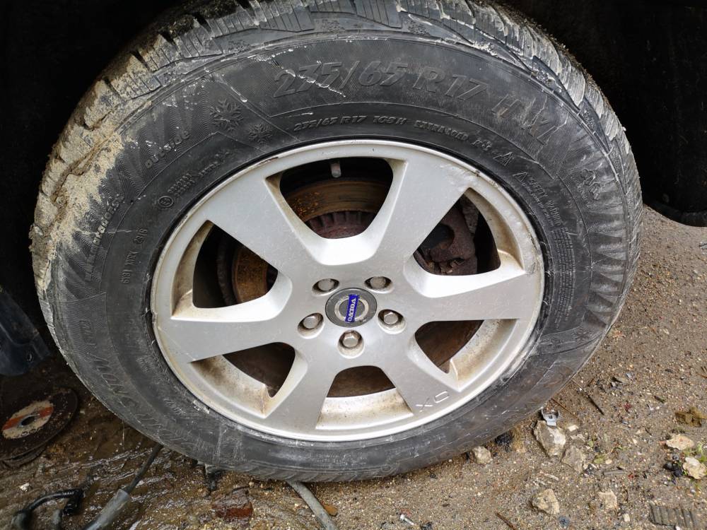 5X108 Volvo XC 60 2010 Räder-Kit R17 - Thumbnail 6