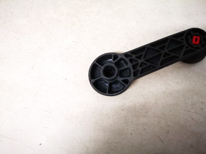 93BBF233472AD Ford C-MAX 2005 Window Crank Handle - Thumbnail 3