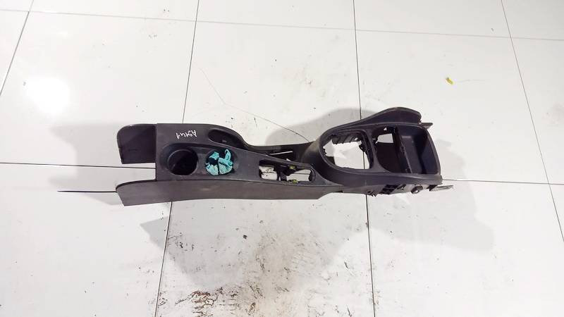 1P0.863.243 Seat Leon 2006 Center console