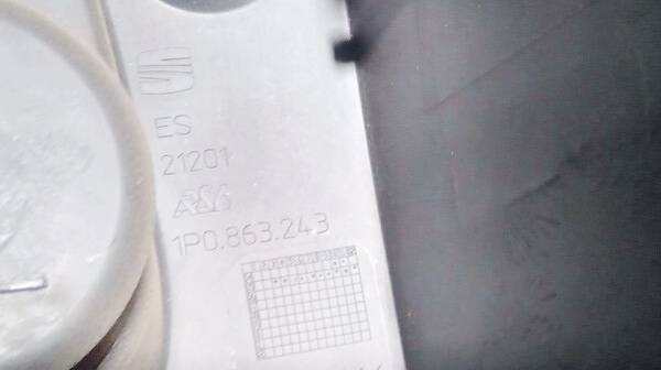 1P0.863.243 Seat Leon 2006 Center console - Thumbnail 3