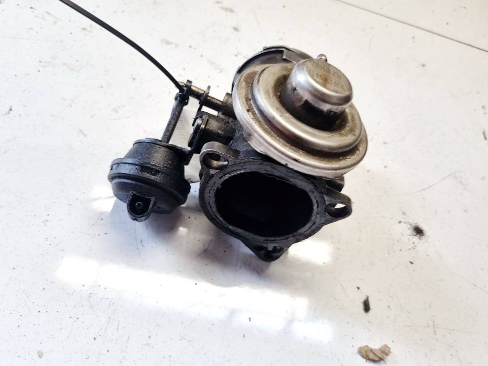 038131501J Skoda Superb 2005 EGR Valve Exhaust Gas - Thumbnail 2