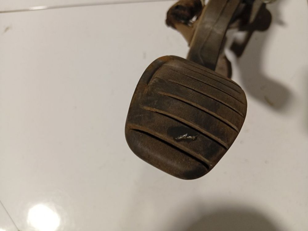 Renault Megane 2011 Clutch pedal - Thumbnail 2