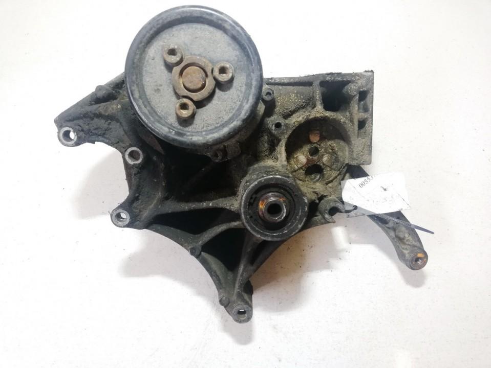 028903143AF Volkswagen Passat 1998 Engine Mount Bracket and Gearbox Mount Bracket