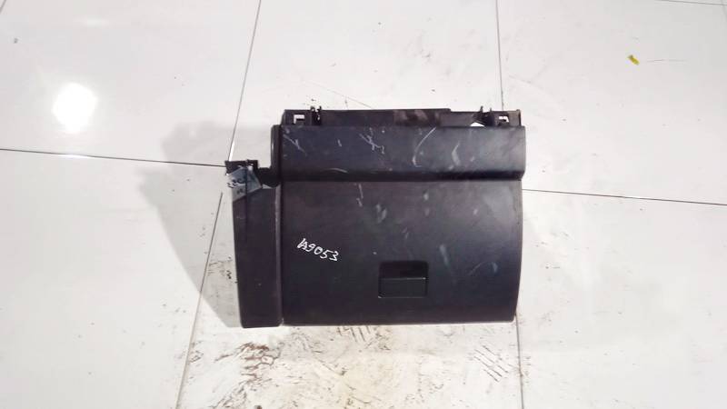 CC2964161 Mazda 5 2008 Mantu glabāšanas nodalījums