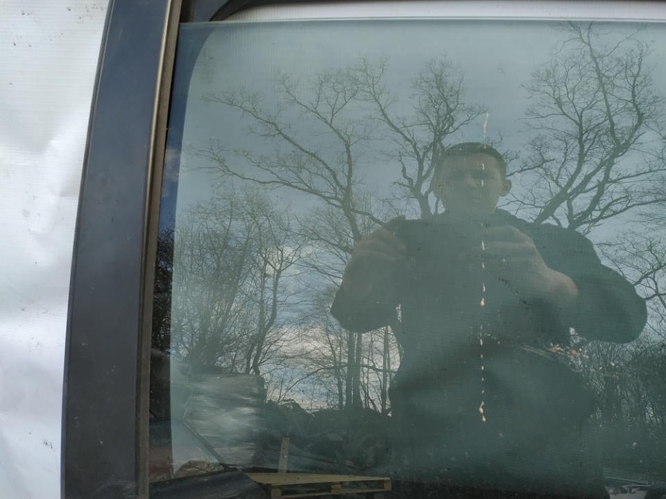 Ford C-MAX 2007 Боковое окно - задний левый - Thumbnail 2