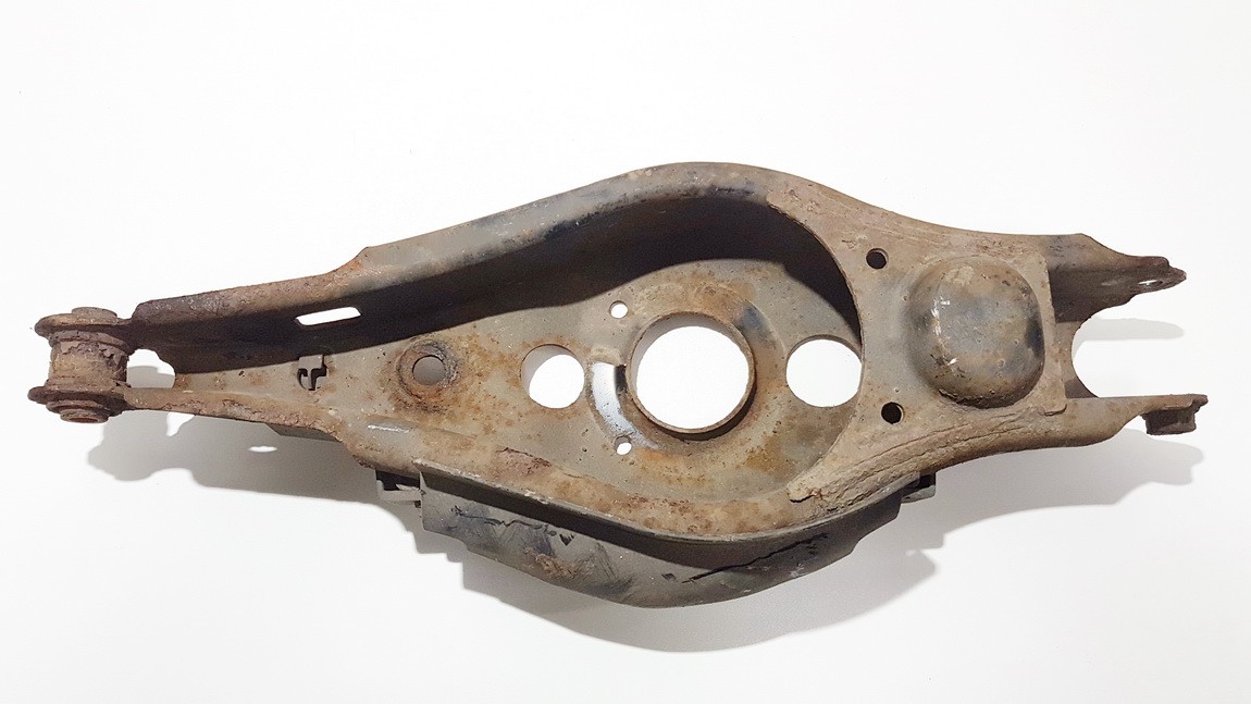 Toyota RAV-4 2008 wahacz - TYLNE LEWE