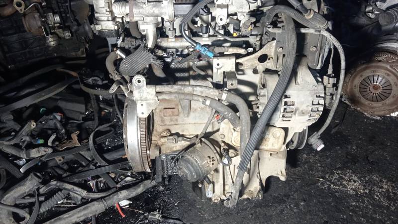 Z19DT Opel Astra 2006 Engine - Thumbnail 2