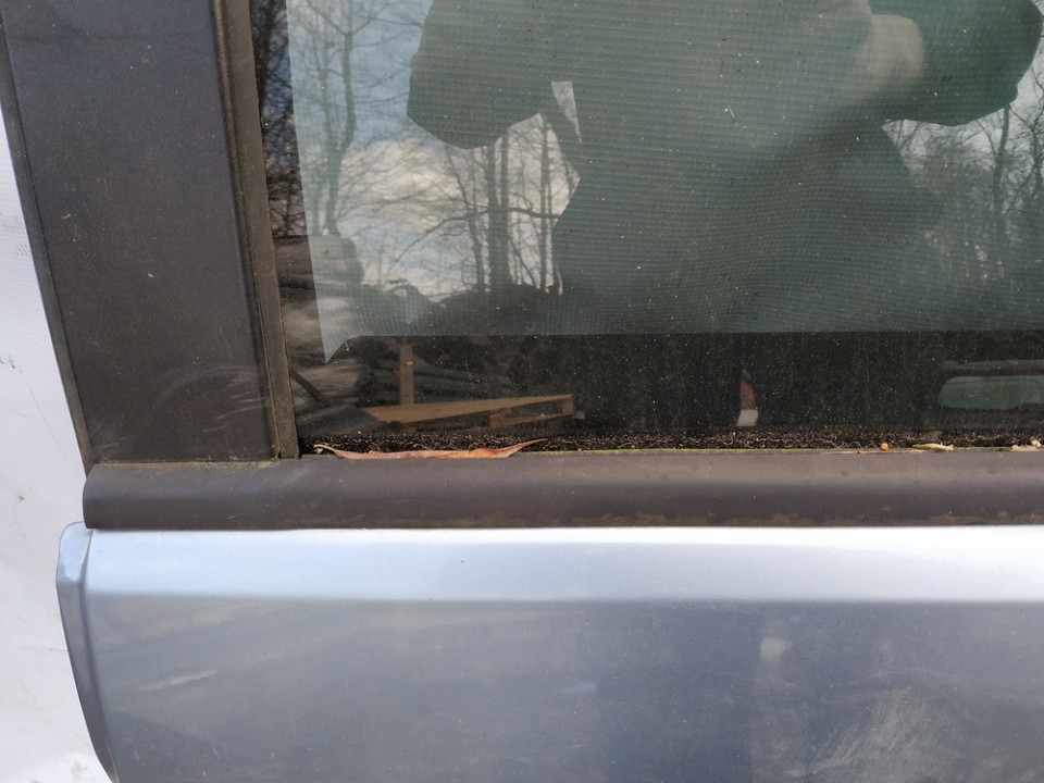 Ford C-MAX 2007 Durvju stikla sloksne - AIZMUGURE PA KREISI - Thumbnail 2