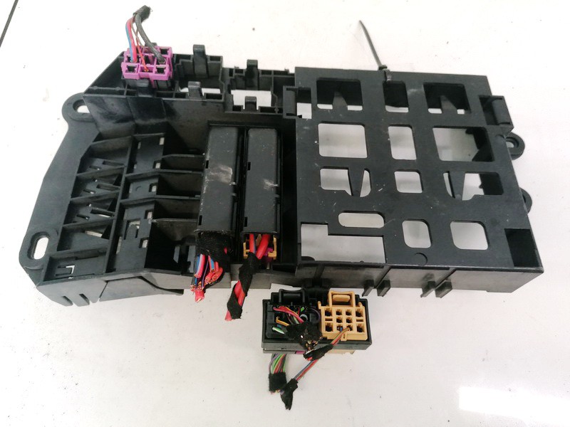 4F0971845 Audi A6 2006 Fuse box - Thumbnail 3