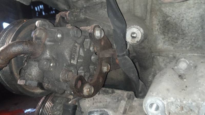 04891613AA Chrysler 300C 2005 Vairo stiprintuvo siurblys - Thumbnail 3