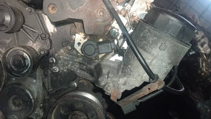 A6421800010 Chrysler 300C 2005 Tepalo filtro korpusas