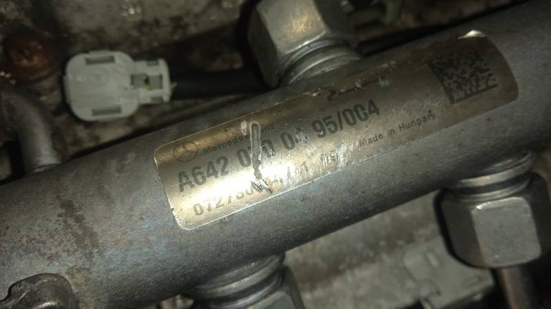 A6420700495 Chrysler 300C 2005 Kuro magistrale - Thumbnail 3