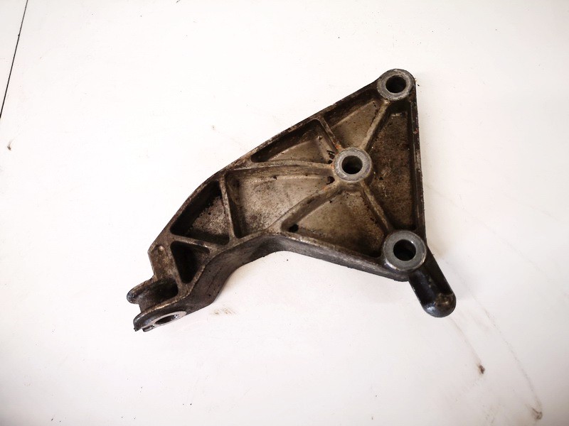 90575234 used Engine Mount Bracket and Gearbox Mount Bracket Opel Astra