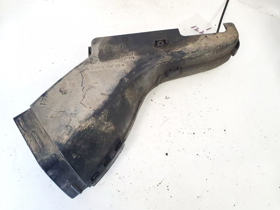 058129617A Audi A4 1996 Intake Hose (Air HOSE)(Air Pipe)