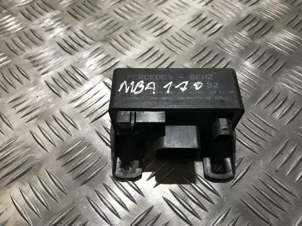 0255432832 89175000 Glow plug relay MercedesBenz ACLASS 1999 1.7L