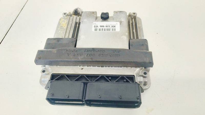 03L906022MK Audi A4 2016 Komputer silnika