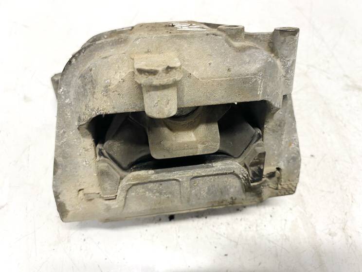 1K0199262AS Skoda Octavia 2013 Moottorin moottorituki