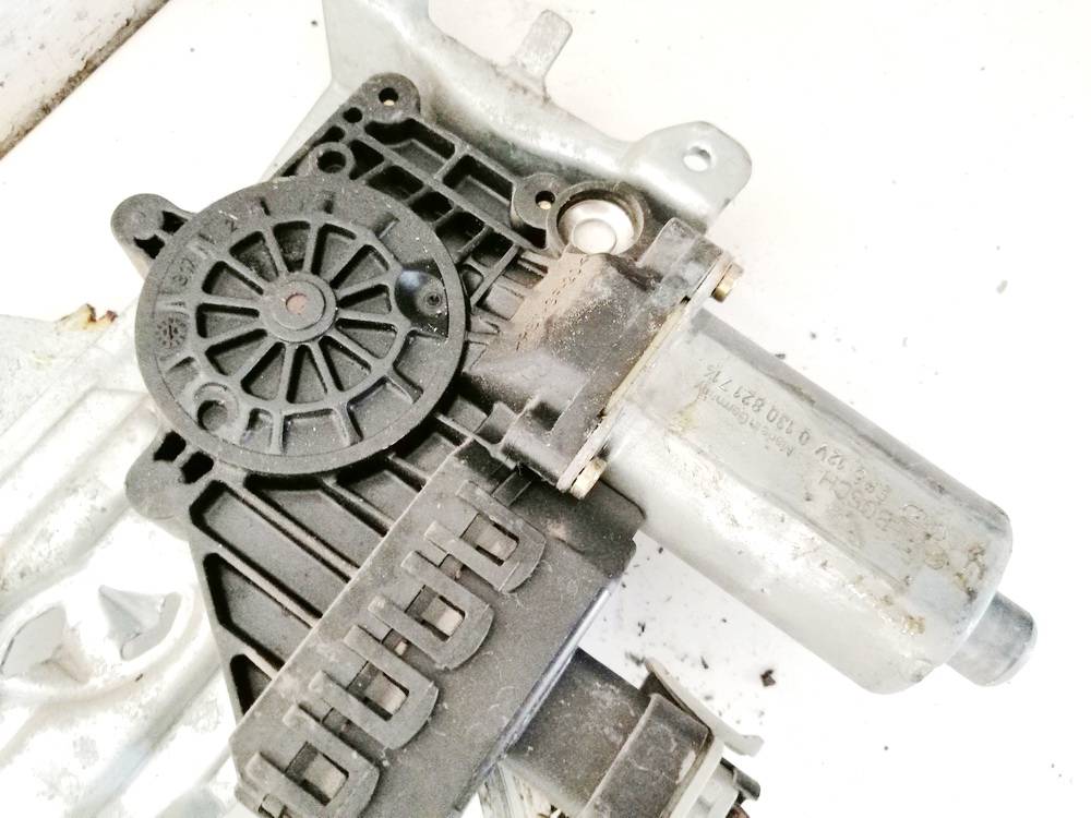 0130821714 Opel Astra 1998 Silnik podnośnika szyby drzwi - PRZEDNIE LEWE
