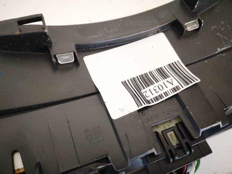 13173375XJ Opel Meriva 2004 Prędkościomierz – panel instrumentów - Thumbnail 3