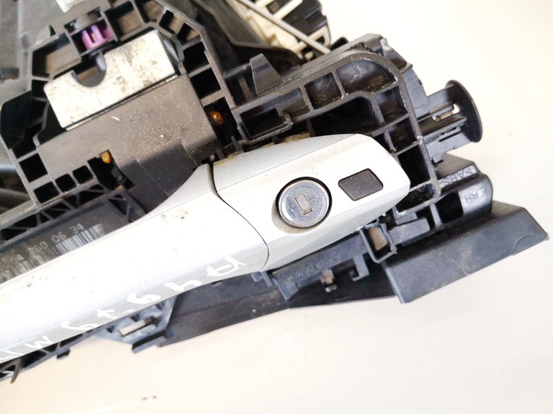 A2042600634 Mercedes-Benz C-CLASS 2008 Poignée de porte extérieure avant droite - Thumbnail 3