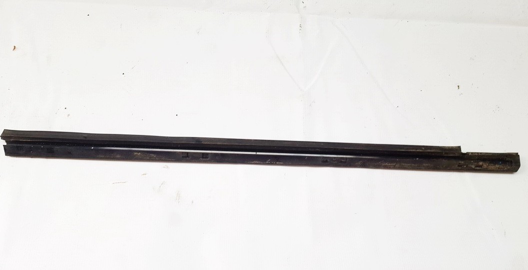Mercedes-Benz C-CLASS 2002 Glass Trim Molding-weatherstripping - REAR LEFT - Thumbnail 2
