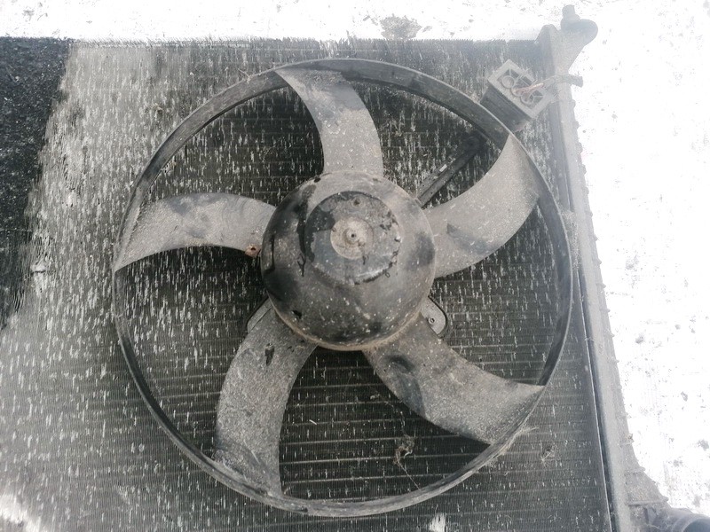 Audi A2 2001 Difuzorius (radiatoriaus ventiliatorius) - Thumbnail 2