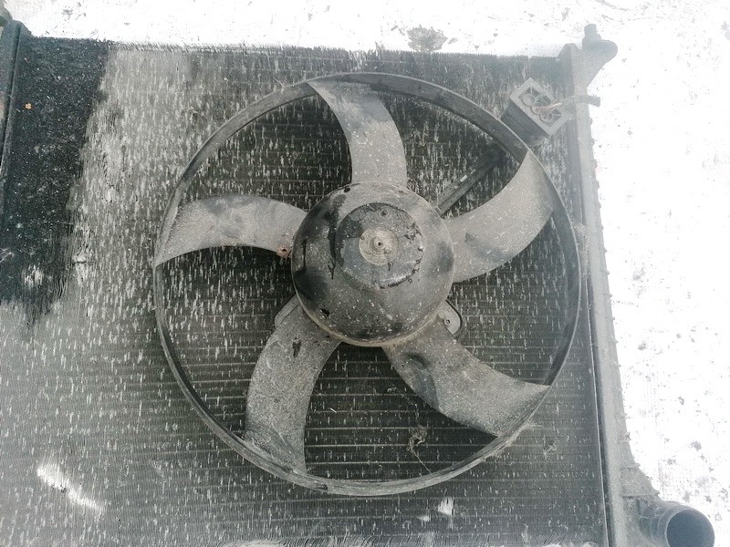 Audi A2 2001 Difuzorius (radiatoriaus ventiliatorius)