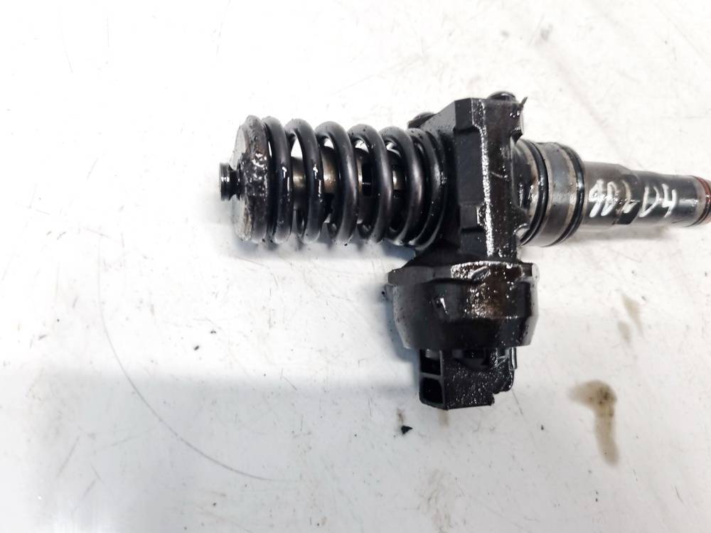 038130073B Volkswagen Polo 2007 Degvielas iesmidzinātājs (inžektors) - Thumbnail 3