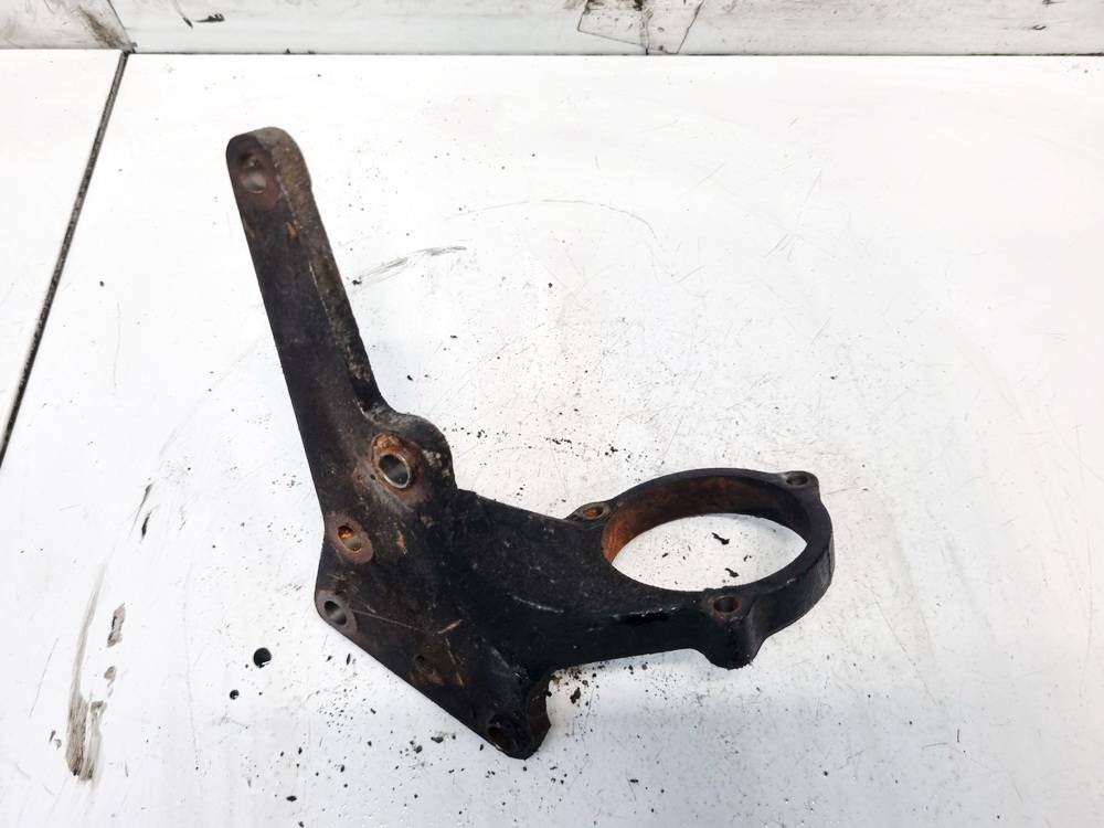 Nissan X-Trail 2002 Engine Mount Bracket and Gearbox Mount Bracket