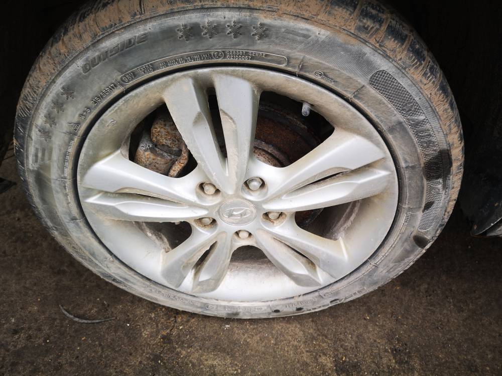 5X114.3 Hyundai ix35 2012 Räder-Kit R17 - Thumbnail 3