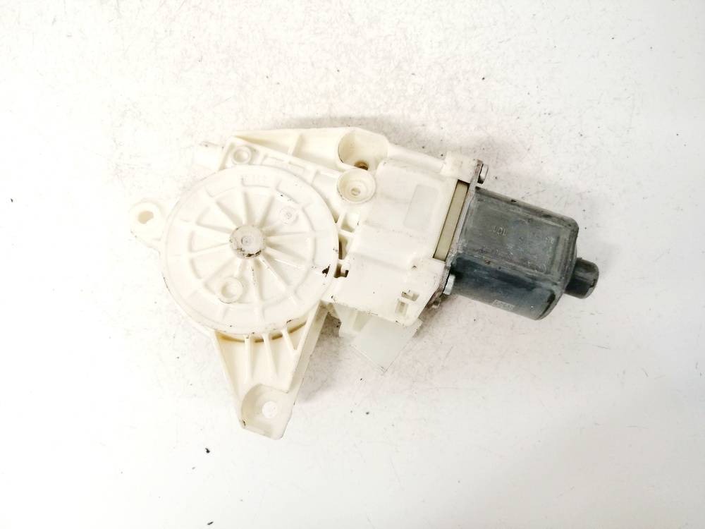 A2048200242 Mercedes-Benz C-CLASS 2013 Window Motor - FRONT RIGHT - Thumbnail 2