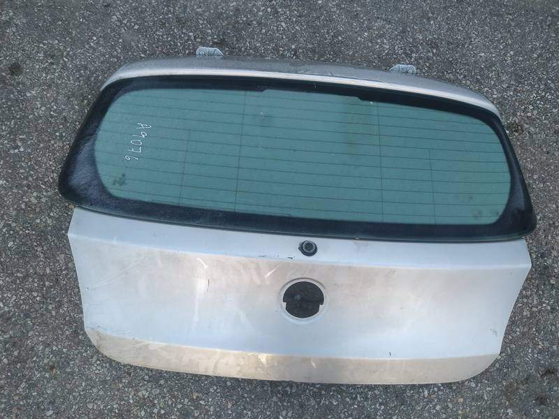 PILKAS BMW 1-Series 2005 Hood - REAR