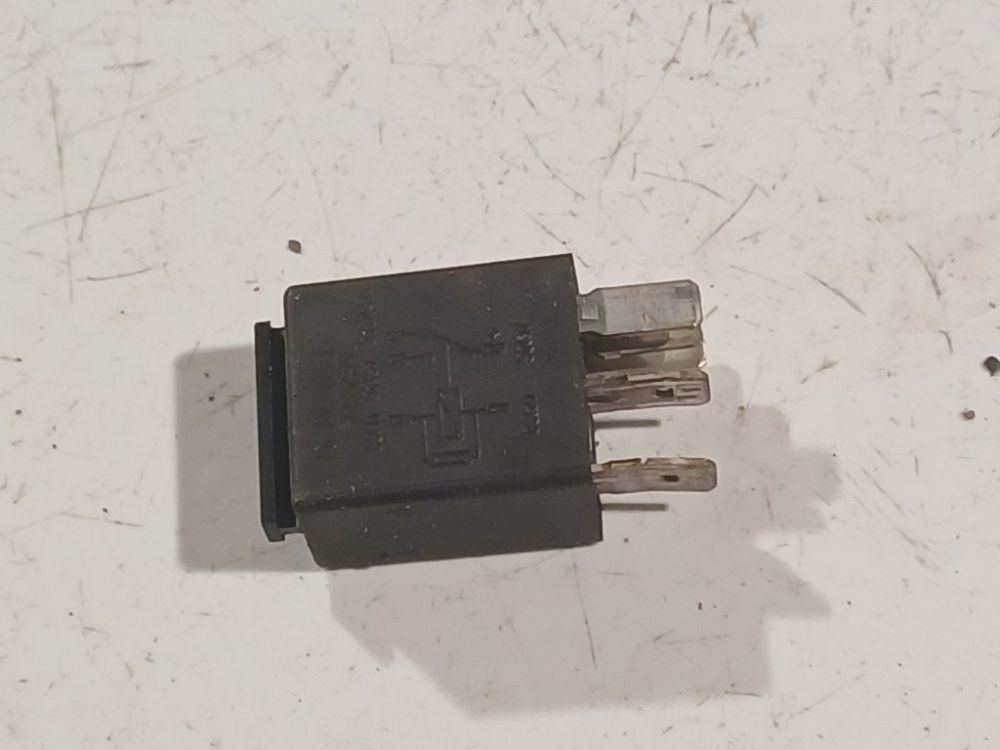 8Z0951253 Audi A6 2005 Relay module - Thumbnail 3