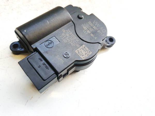 2Q0907511F Cupra Born 2022 Heater Vent Flap Control Actuator Motor - Thumbnail 2