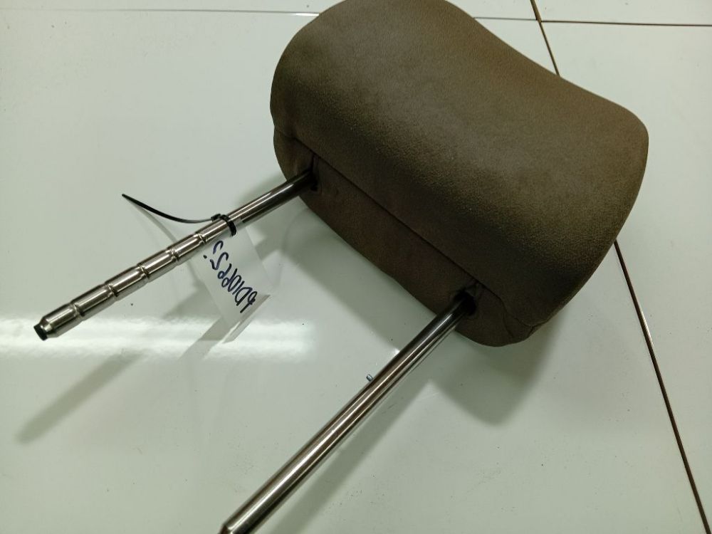 Volvo V50 2005 Sēdekļa galvas atzveltne