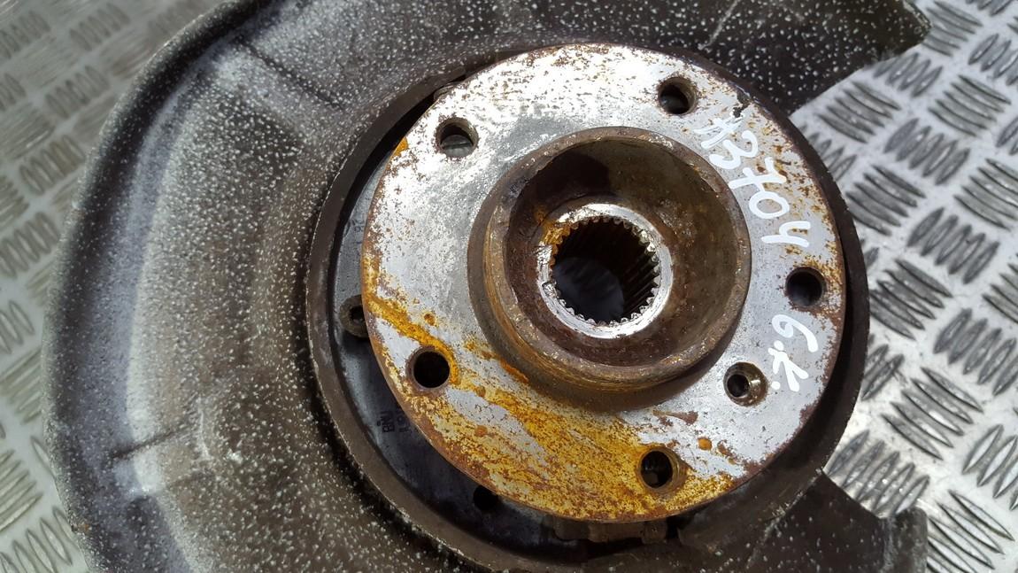 BMW 5-Series 2006 Кулак поворотный задний левый