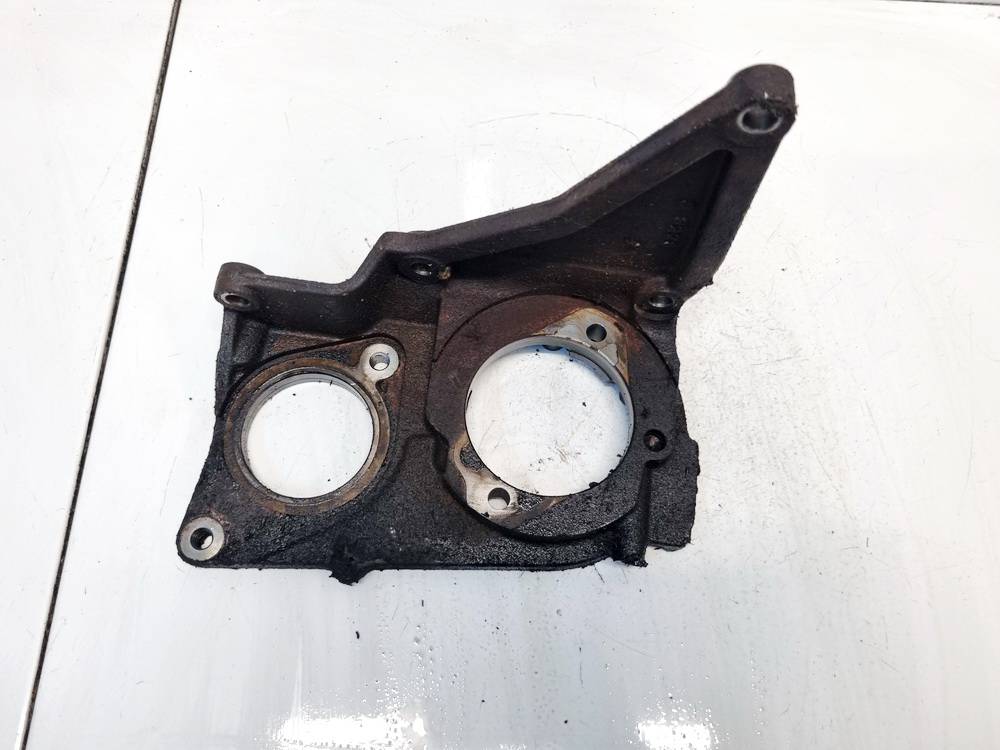 Nissan X-Trail 2002 Engine Mount Bracket and Gearbox Mount Bracket