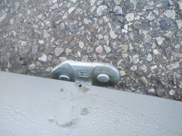 BMW 1-Series 2005 Hood Hinges - REAR RIGHT