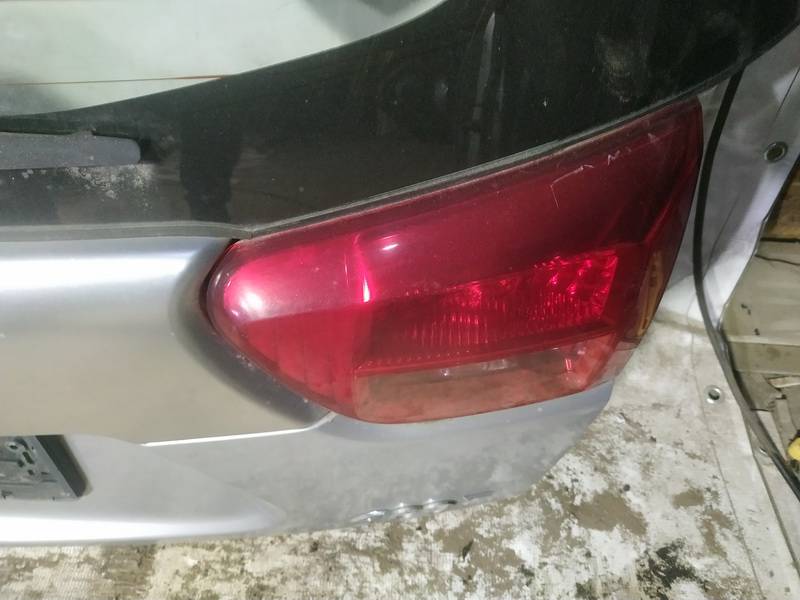 Peugeot 4007 2007 Galinio Dangcio zibintas G.D. (kapoto)