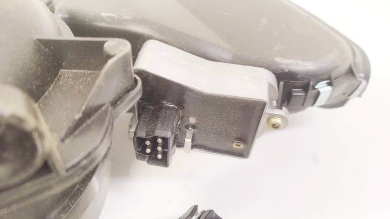 8369561 BMW X5 2003 Peciuko reostatas (ezys) (ventiliatoriaus rele)