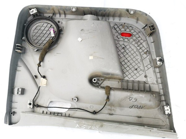 2K2867012K Volkswagen Caddy 2005 Durvju apšuvums - PRIEKŠA PA LABI - Thumbnail 2