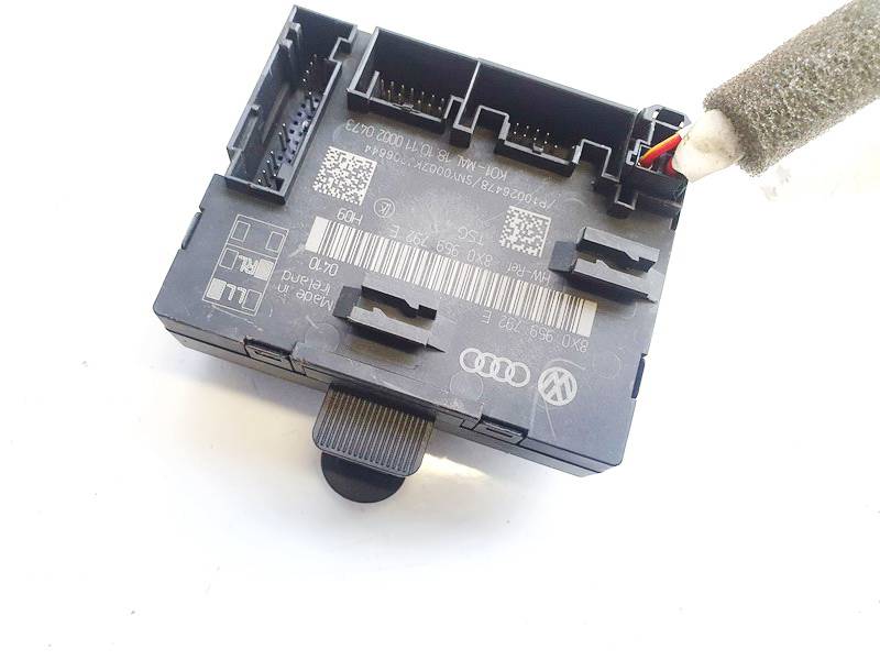 8X0959792E Skoda Superb 2012 Door control relay (DOOR CONTROL UNIT MODULE ECU )