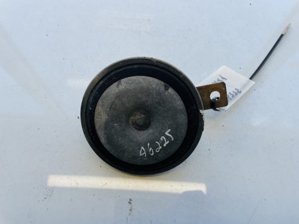 002952 Mitsubishi Carisma 1998 Horn Siren